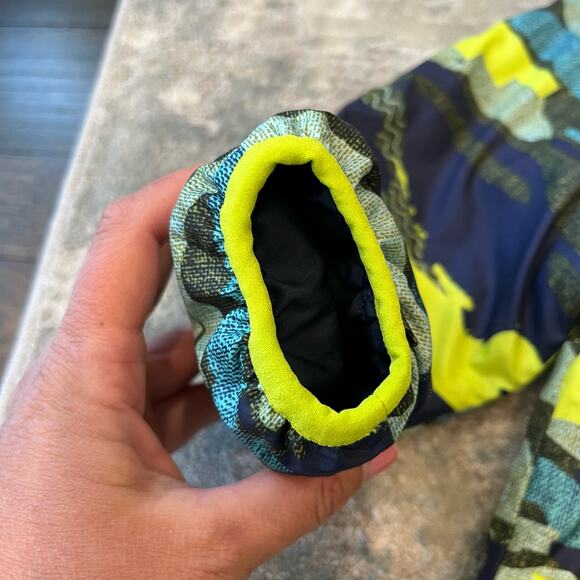 Kids Camo Hooded Snow Suit Patagonia - Picture 6 of 16